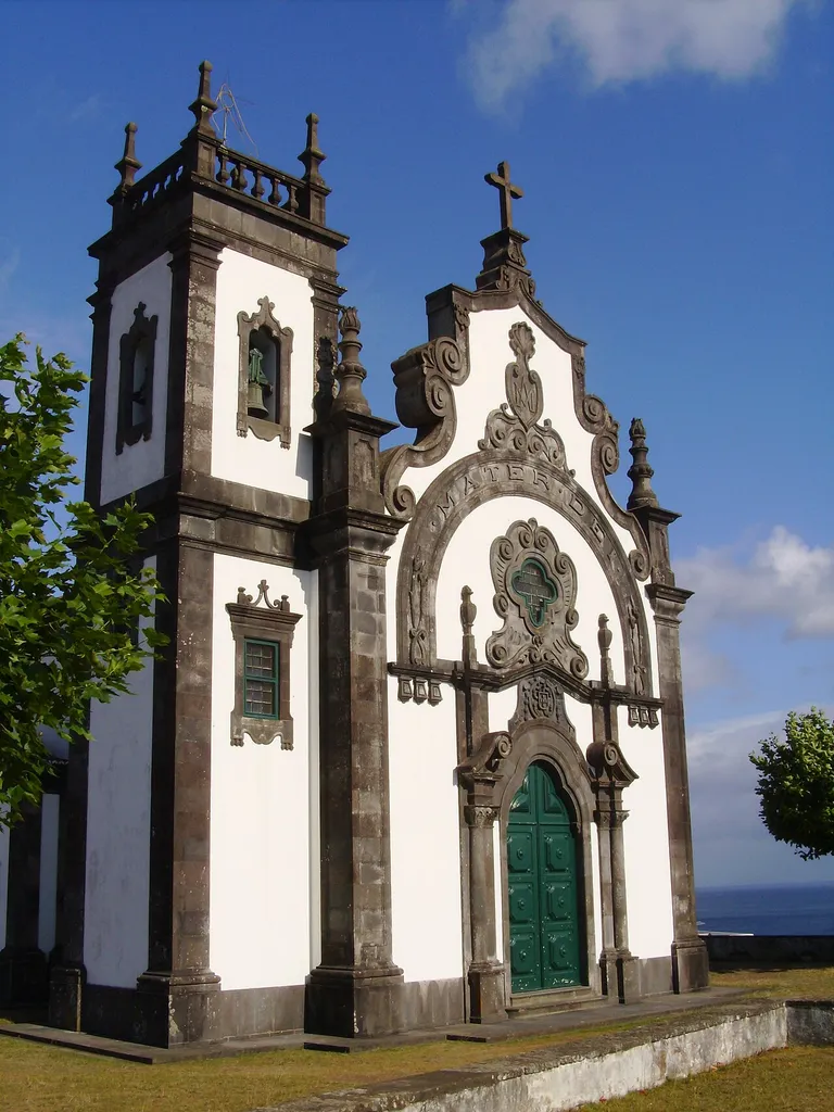 Ermida de Nossa Senhora Mãe de Deus, alto da Mãe de Deus, freguesia de São Pedro, concelho de Ponta Delgada, ilha de São Miguel, Açores.