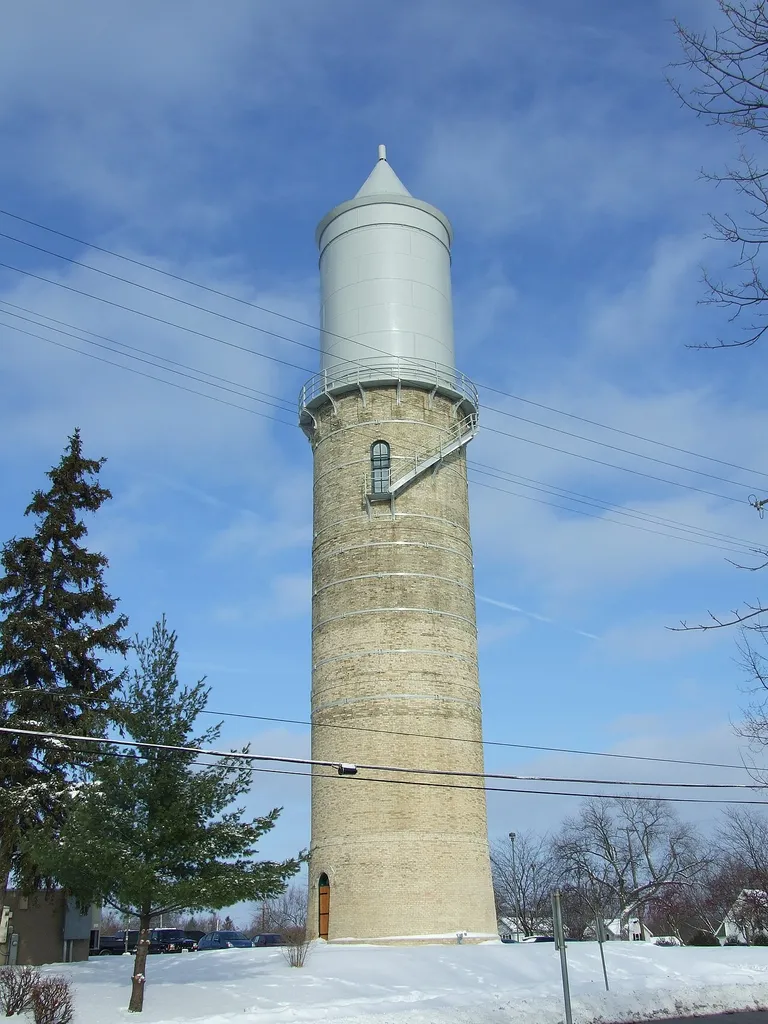 Old Fort Atkinson water tower