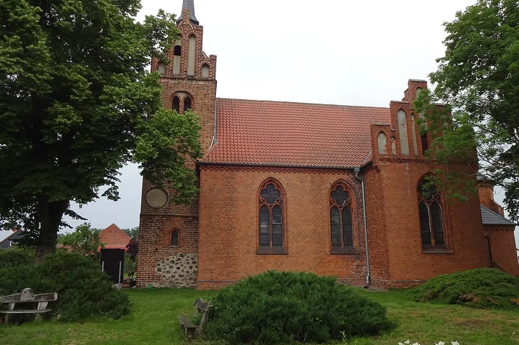 Bömenzien ist ein Ortsteil der Gemeinde Zehrental im Landkreis Stendal in Sachsen-Anhalt