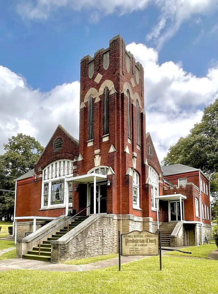 Norwood Boulevard Historic District. McDowell Memorial Cumberland Presbyterian Church (1910s).
