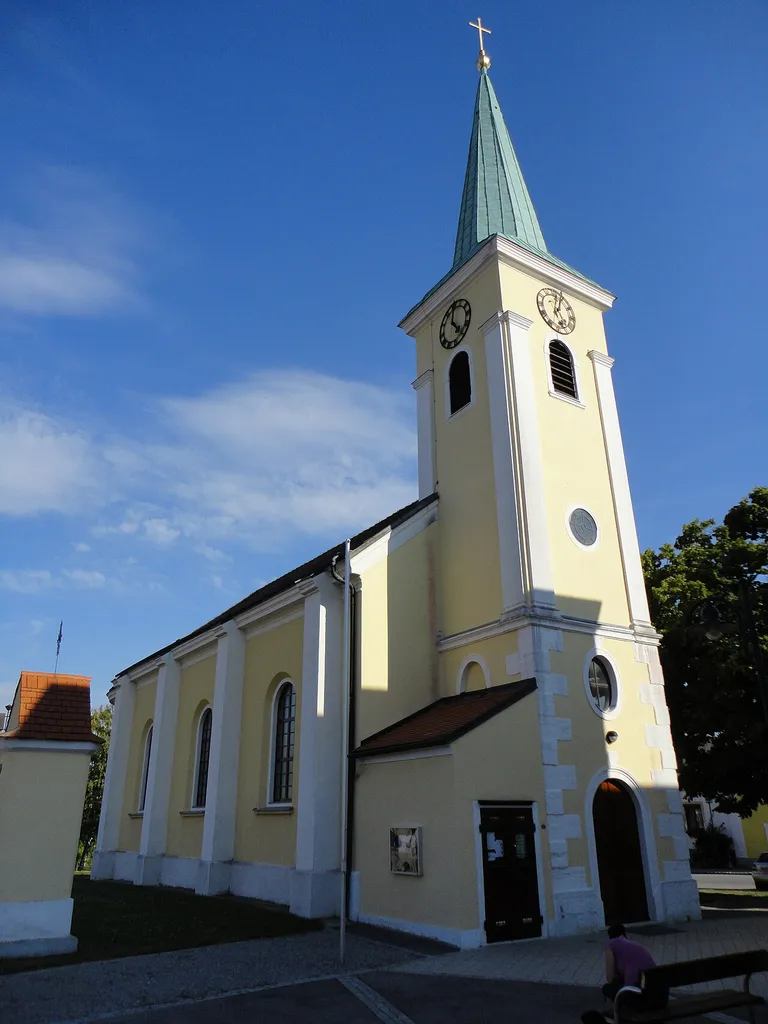 Kath. Pfarrkirche hl. Anna