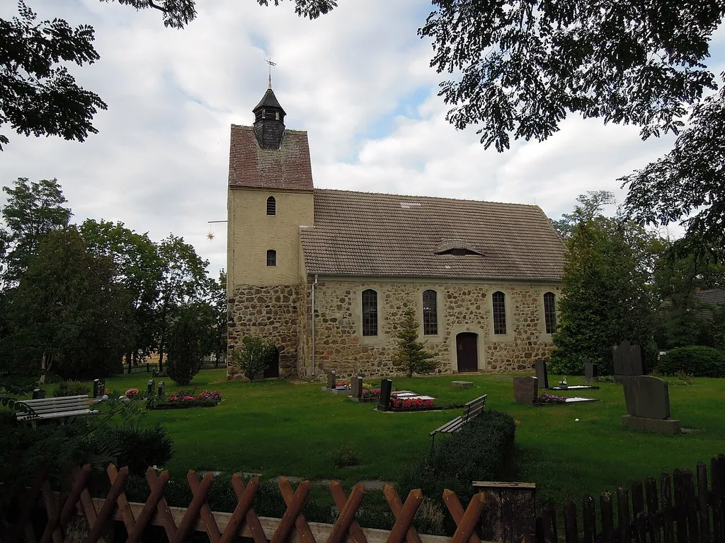 Kirche Globig -Südansicht- im September 2020