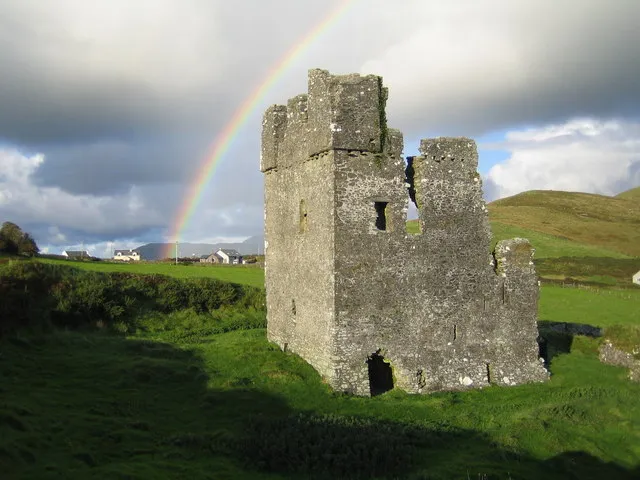 Rahinnane Castle Viewed looking from the top of the ramparts. Sharon's comments in the first geograph in the square say it all.