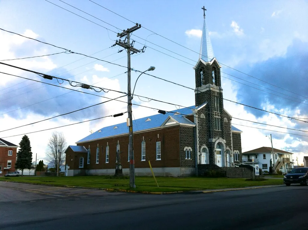 St. Wilbrod's Church, Hébertville-Station, Quebec