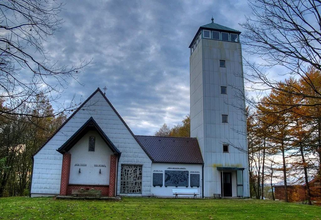 Deutschland, Bayern, Oberpfalz, Mähring, St.-Anna-Kirche mit Aussichtsturm, HDR-Aufnahme