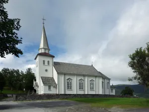 Straumsnes Church