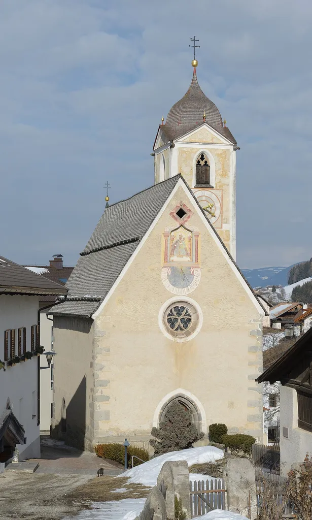 Fassade of the "Unsere Liebe Frau" church in Lajen 17th century