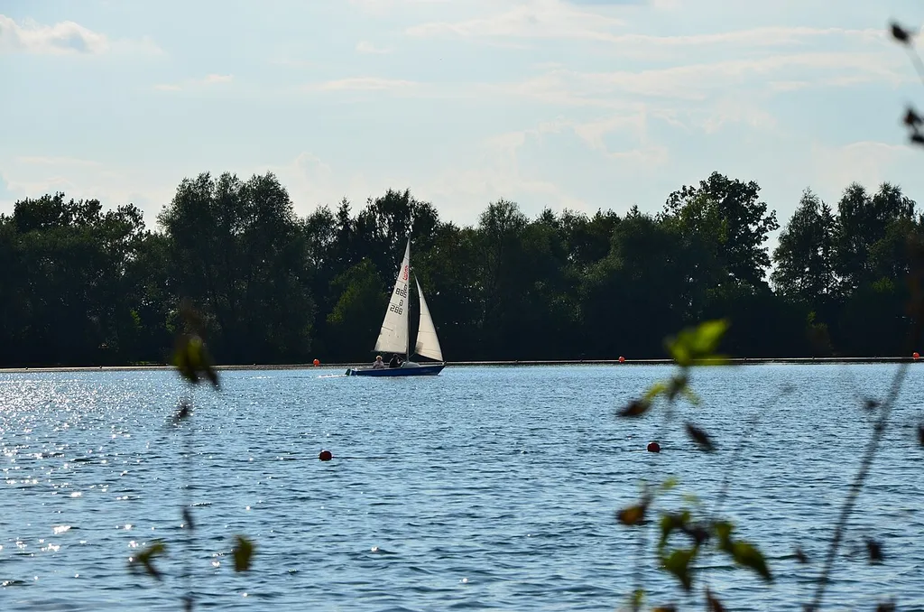Guggenberger See, Blick von der DLRG Station