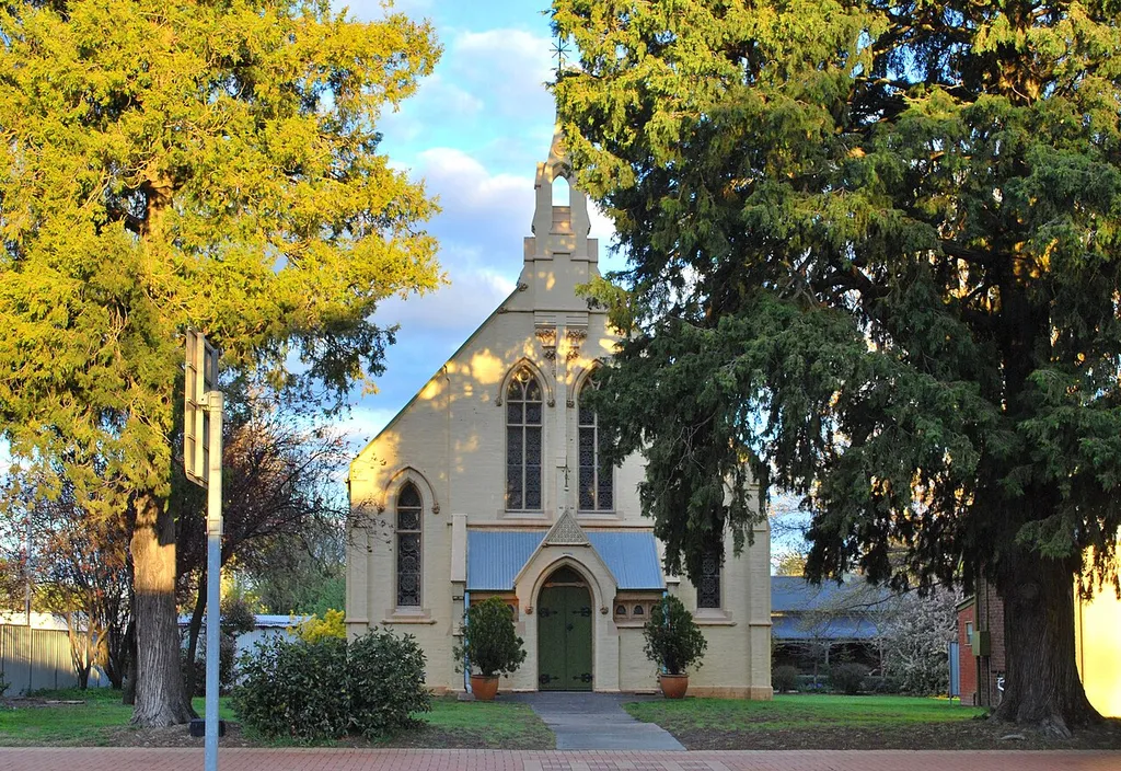 Uniting church in en:Blayney, New South Wales