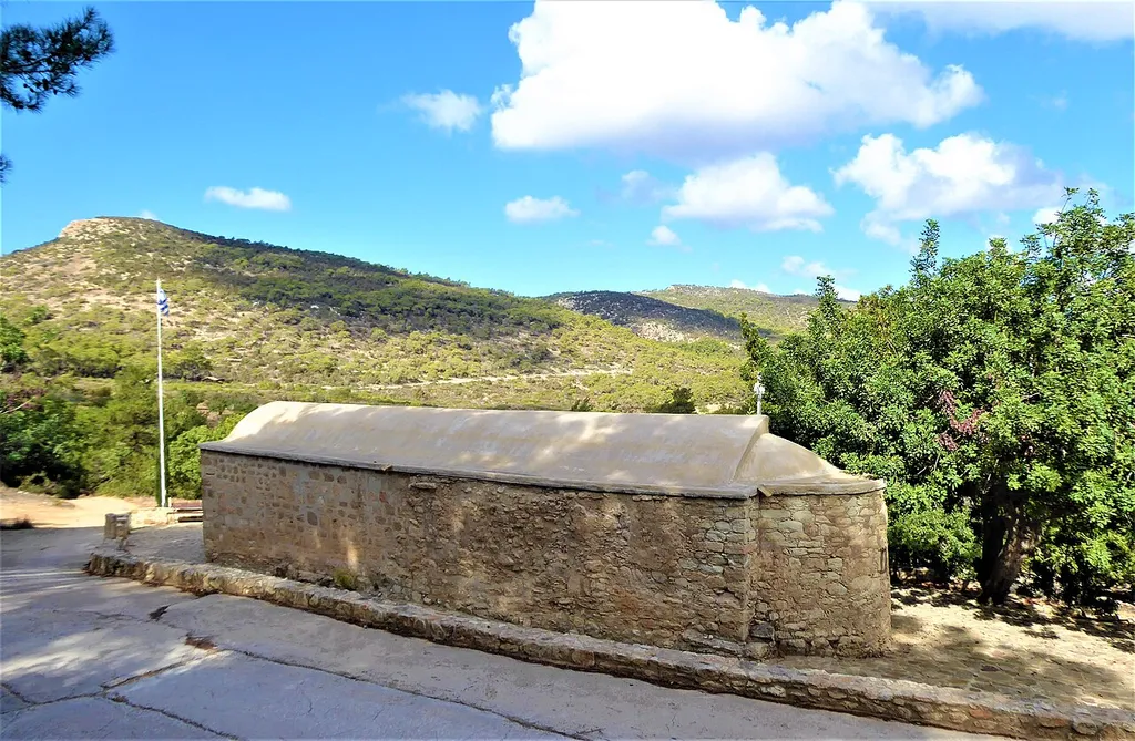 Agios Minas Church (Neo Chorio)