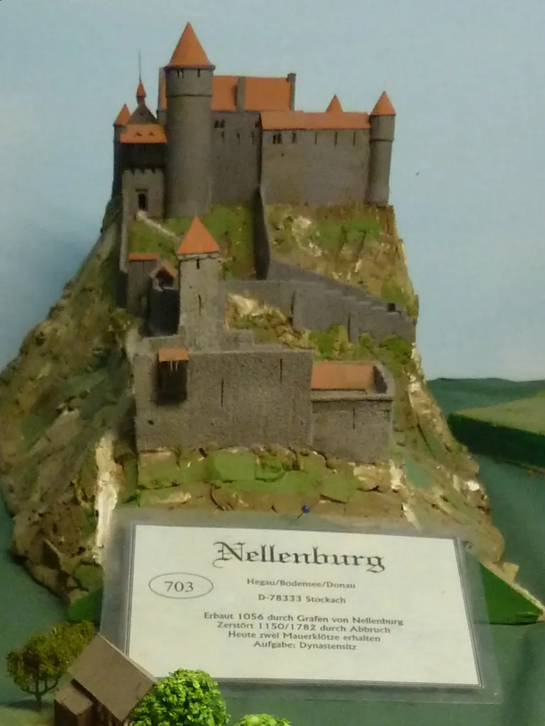 Rekonstruktion der Nellenburg in der Zinnfigurenklause