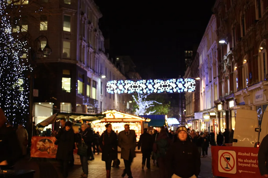 Frankfurt Christmas Market on New Street in December 2008