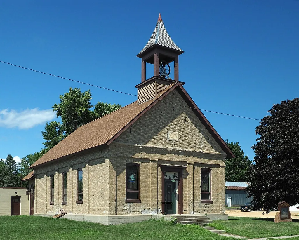 First Baptist Church, 108 Franklin St, Garden City, Minnesota, USA. Viewed from the southwest. This is an image of a place or building that is listed on the National Register of Historic Places in the United States of America. Its reference number is 80001938 (Wikidata).