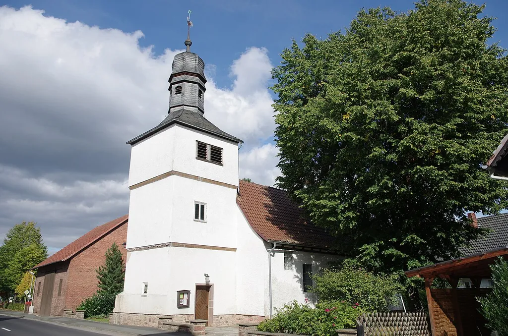 Bad Wildungen, Ortsteil Wega in Hessen. Die Kirche befindet sich an der Hauptstraße in Wega.