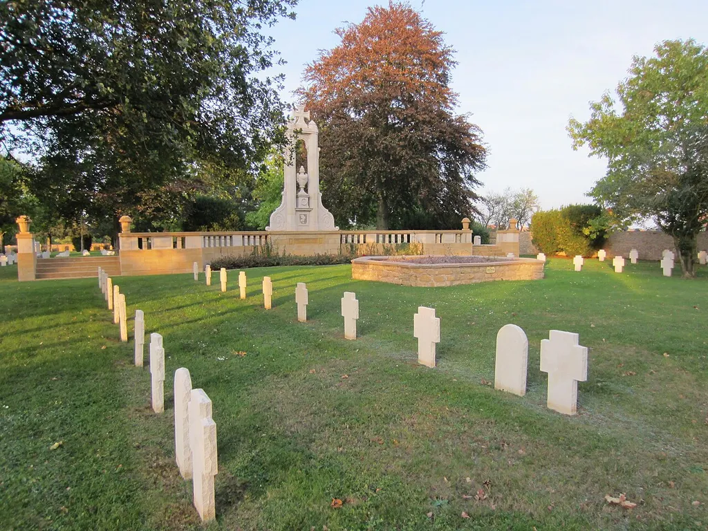 DescriptionCimetiere militaire Labry.jpg cimetiere militaire Labry Date 25 September 2011 Source mon appareil photo Author Aimelaime Permission(Reusing this file) Public domainPublic domainfalsefalse I, the copyright holder of this work, release this work into the public domain. This applies worldwide.In some countries this may not be legally possible; if so:I grant anyone the right to use this work for any purpose, without any conditions, unless such conditions are required by law.