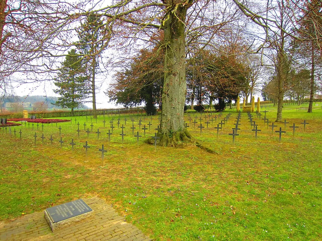 Montmedy cimetiere militaire allemand