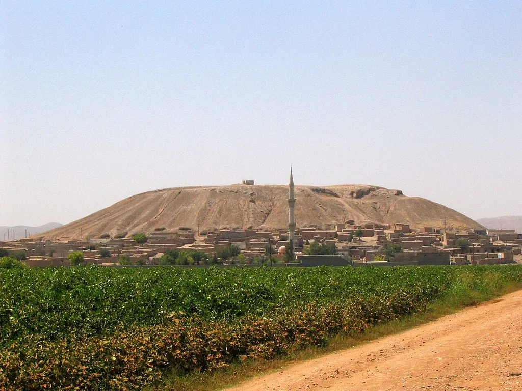 Sultantepe, assyrischer Siedlungshügel bei Şanlıurfa, Südosttürkei