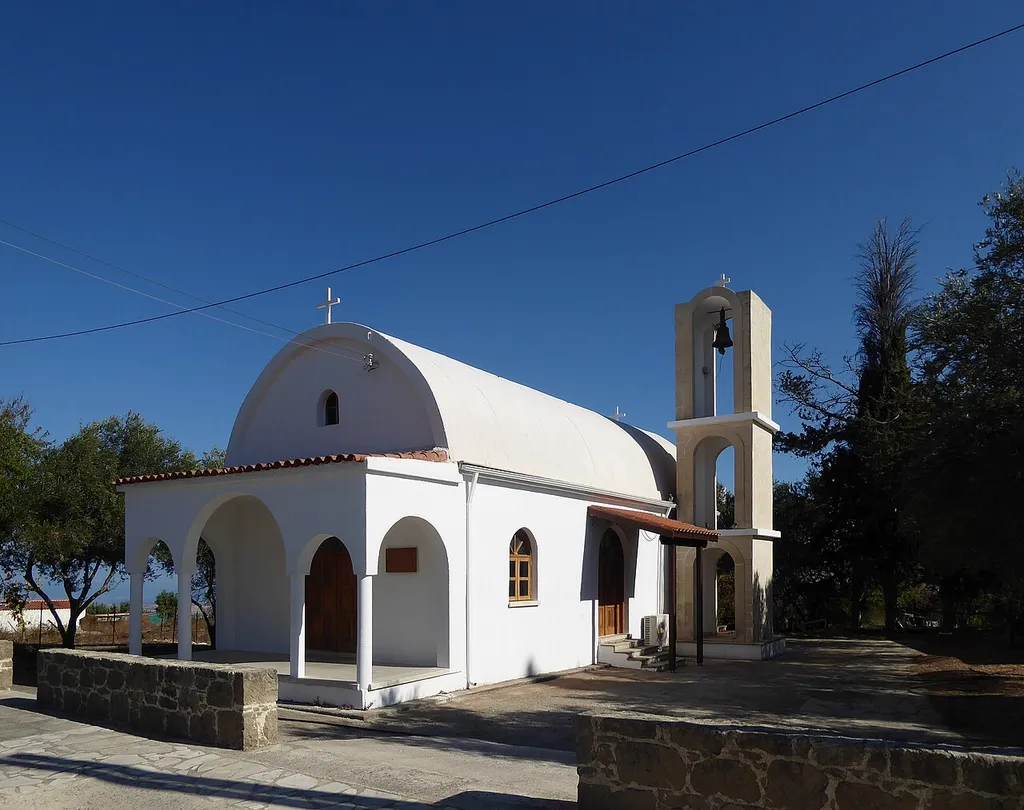 New Church of Agia Paraskevi, Pano Akourdaleia