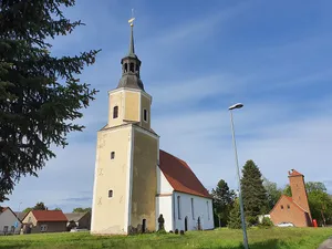 Village church Greifenhain