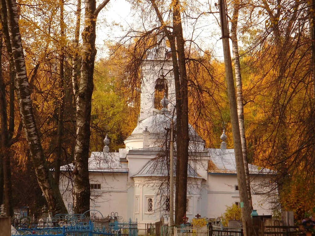 Алексеевская церковь (Ивановская область, Юрьевец, гор. кладбище)