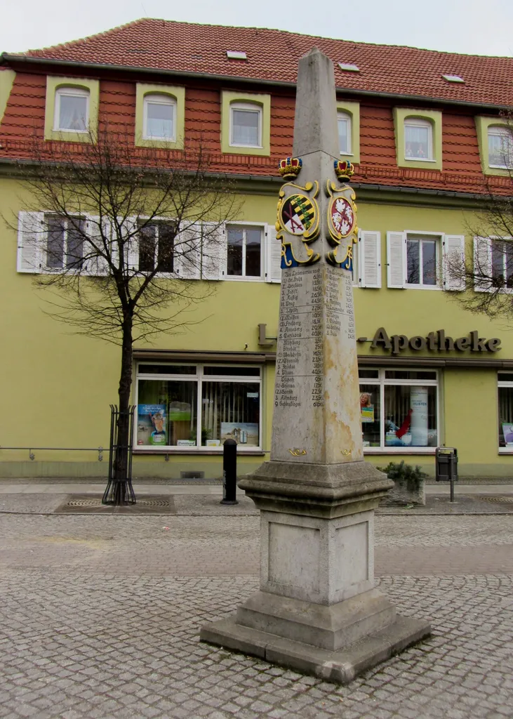 Kursächsische Postmeilensäule-Distanzsäule in Bad Liebenwerda