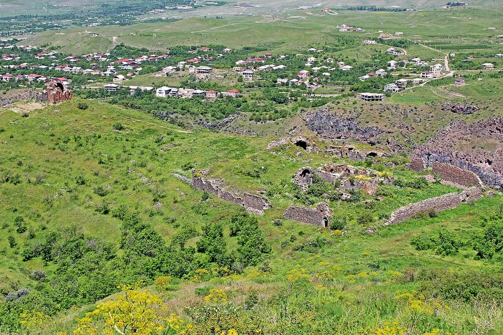 Հավուց Թառ վանական համալիր.