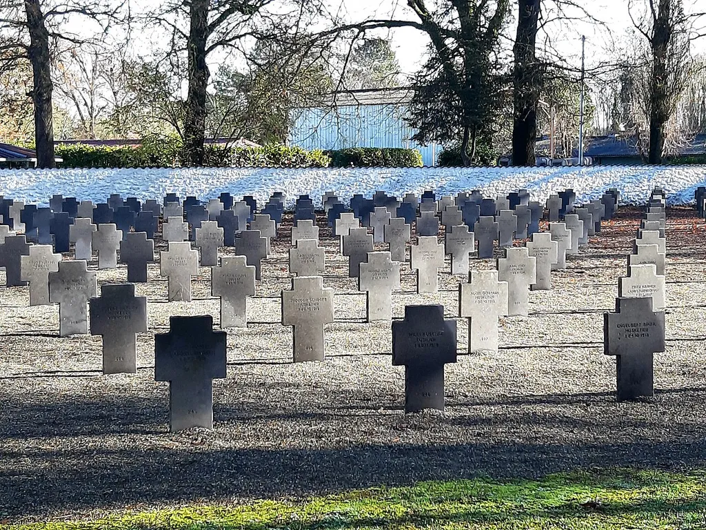 Cimetière militaire allemand de Mont-de-Marsan (Landes, France), tombes