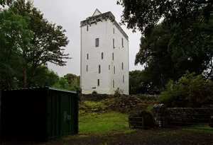 Ardamullivan Castle