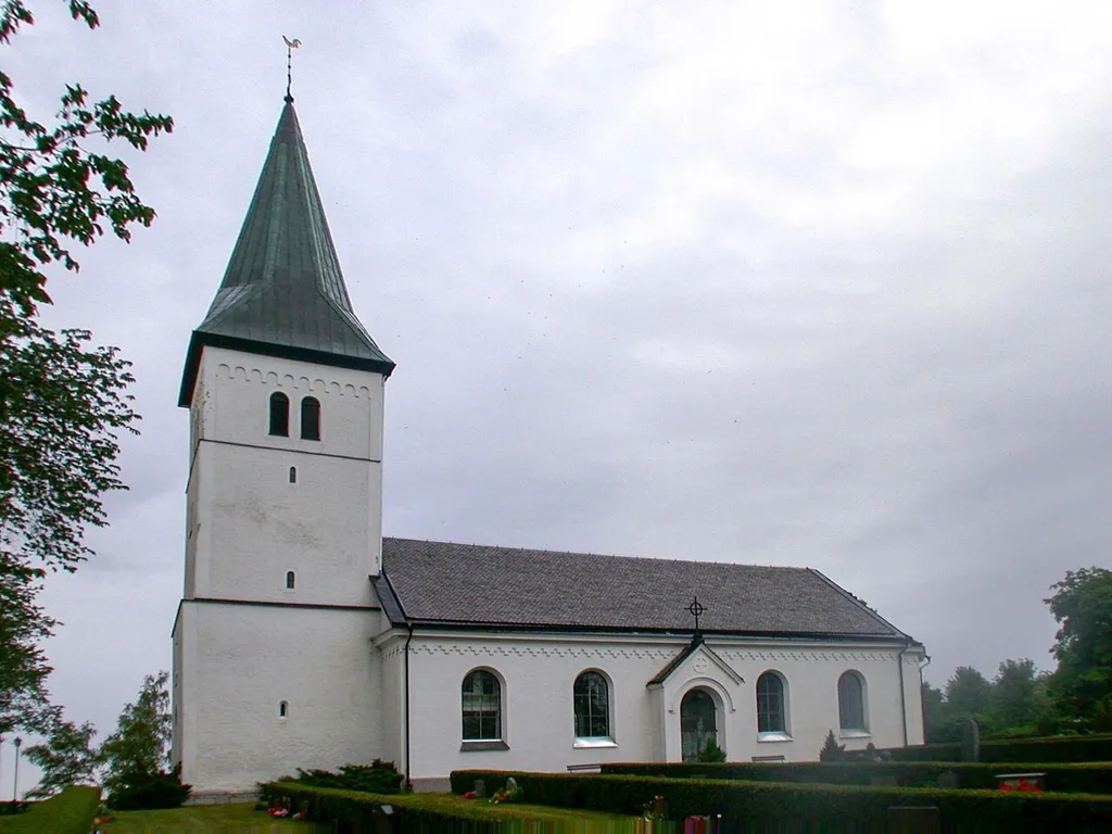 Fivelstad Church