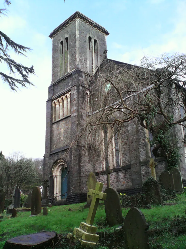 St Mary's, Glyntaff and churchyard.