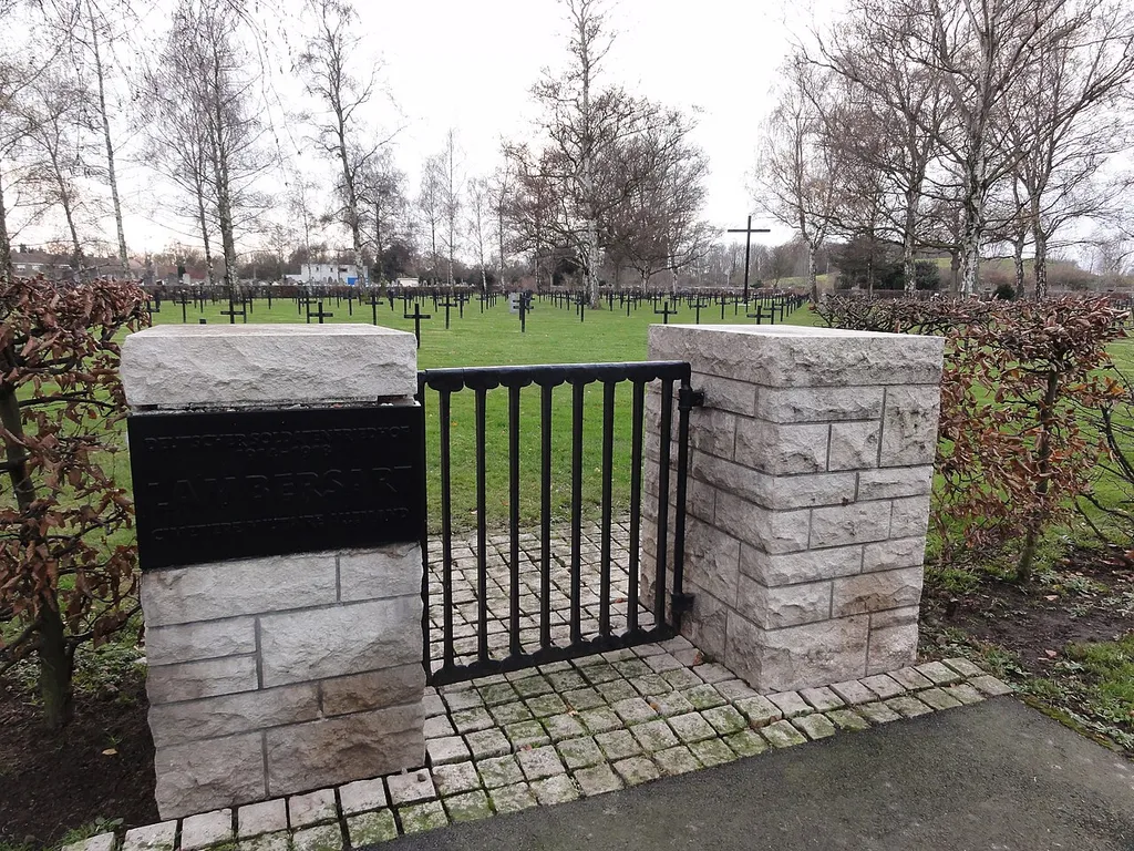 Lambersart - German military cemetery.