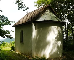 Burgruine Berneck mit Buschelkapelle (Deggingen)