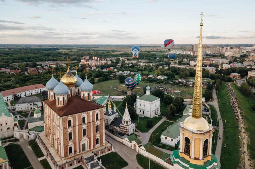 Ансамбль Кремля (Рязанский историко-архитектурный музей-заповедник): Кремль, Рязань, Рязанская область