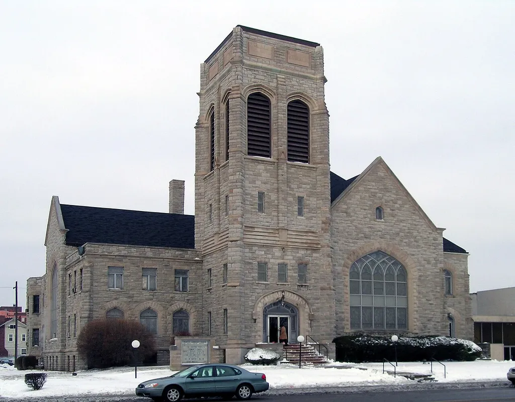 First Baptist Church of Detroit (8601 Woodward)