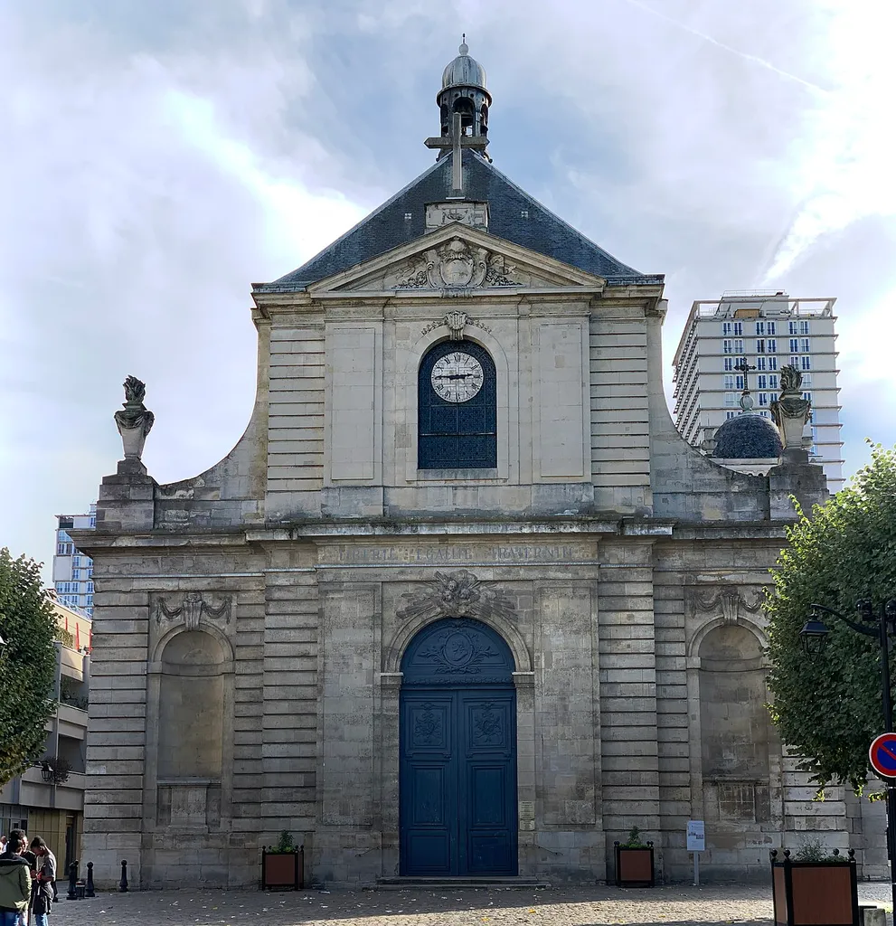 Cathédrale Saint-Louis-et-Saint-Nicolas de Choisy-le-Roi‎.