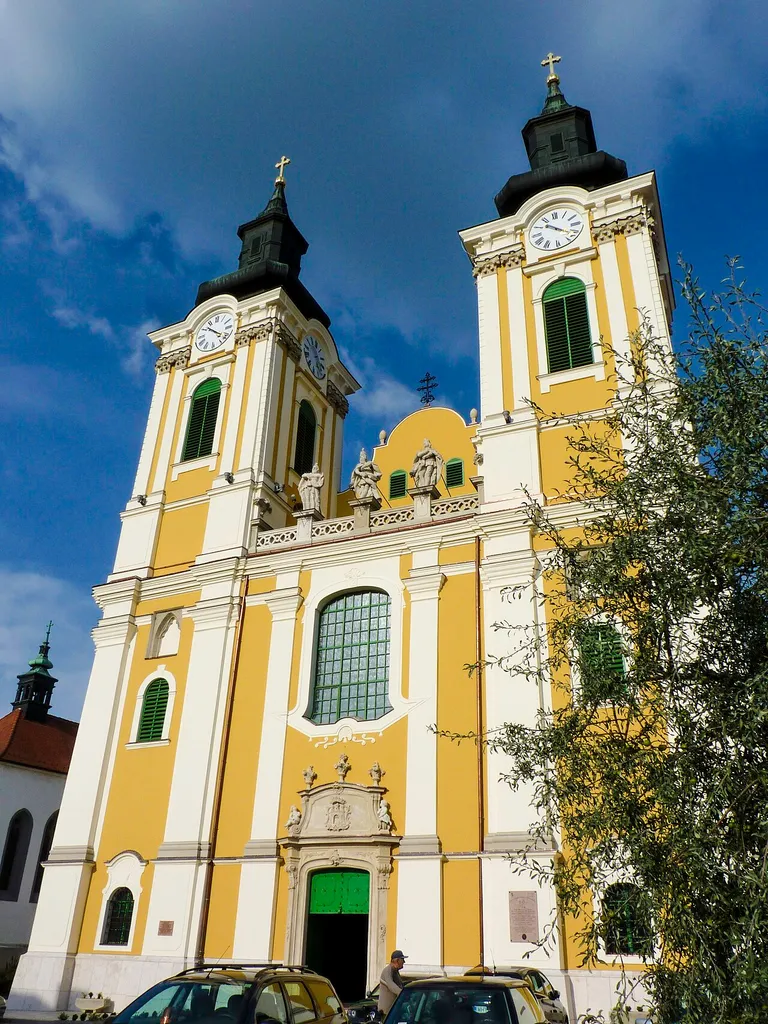 Cathedral Basilica of St. Stephen the King, Székesfehérvár