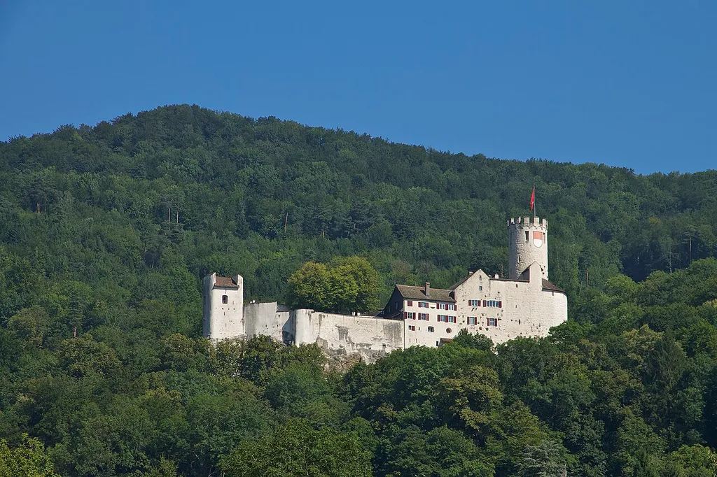 Die Neu-Bechburg in Oensingen