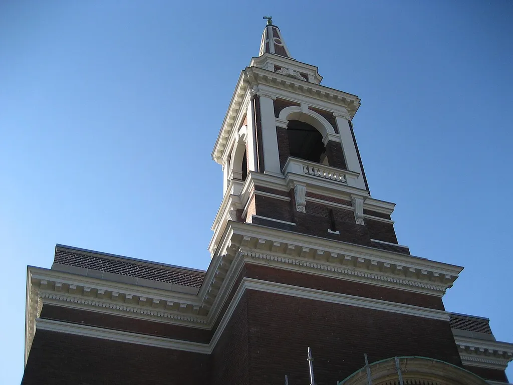 Central Presbyterian Church, Charlton Avenue West, Hamilton