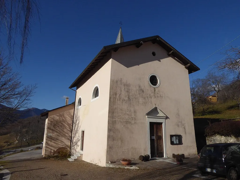 Camposilvano (Vallarsa, Trentino, Italy), Holy Trinity church