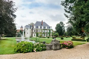 Laàs Castle