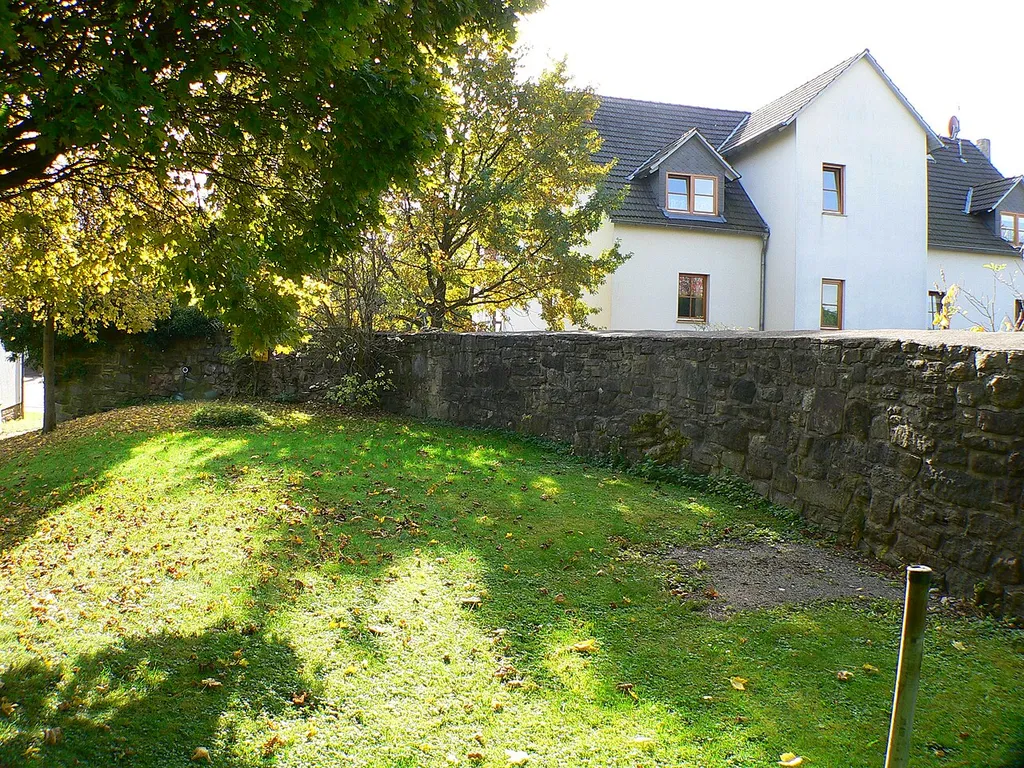 Burgstall in Immenhausen (Mauerreste) im Landkreis Kassel, Hessen, Deutschland