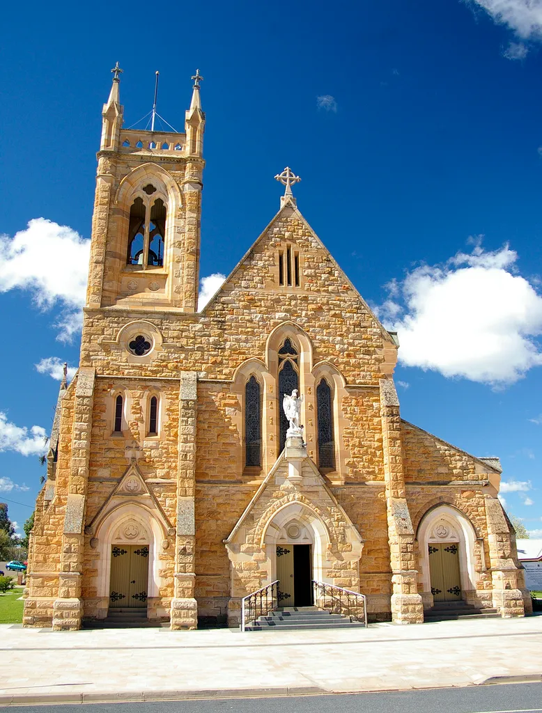 St Michael's Cathedral (Which was built in two stages, Stage one 1885-87 and stage two 1922-25) is one of 4 Victorian Gothic Sandstone Cathedrals built in New South Wales and one of the last to be built in Australia. St Michael's became a cathedral in 1917.