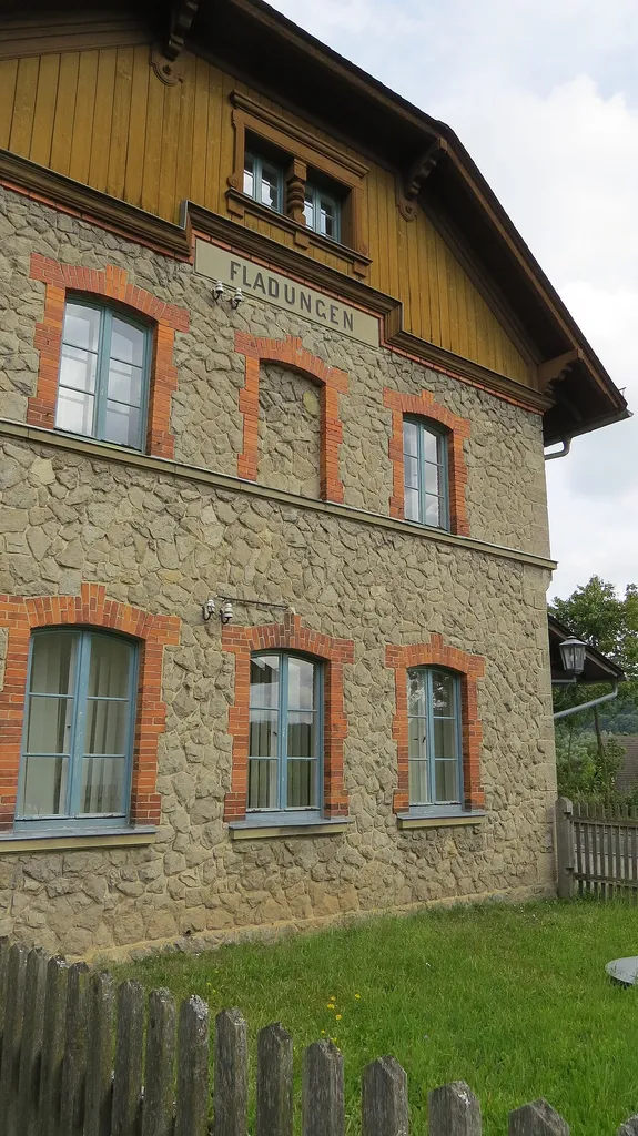 station building at Fladungen station