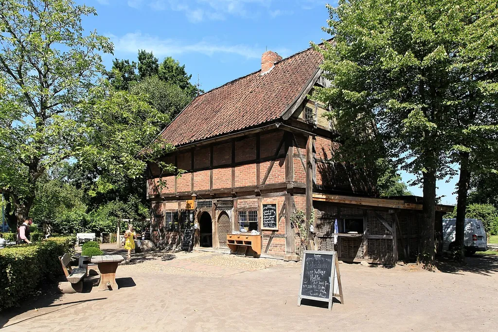 Spieker im Freilichtmuseum Ammerländer Bauernhaus, Kurpark Bad Zwischenahn, Am Hohen Hagen in Bad Zwischenahn