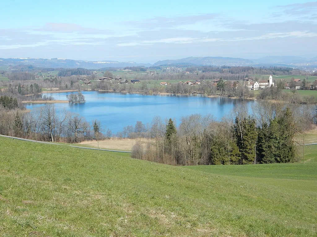 Amsoldingen und Amsoldingersee