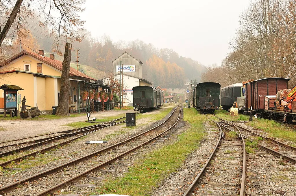 Grünburg heritage railway station