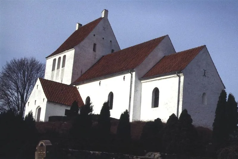 Sønder Asmindrup Kirke i Danmark. Sønder Asmindrup kirke