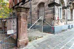 Gartentor Glockendonstraße 12 in Nürnberg