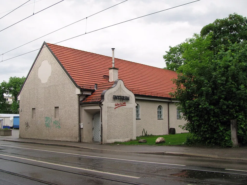 Das INTERIM-Theater ist ein Veranstaltungsgebäude für Theater, Kabarett und Konzerte im Münchner Stadtteil Laim.