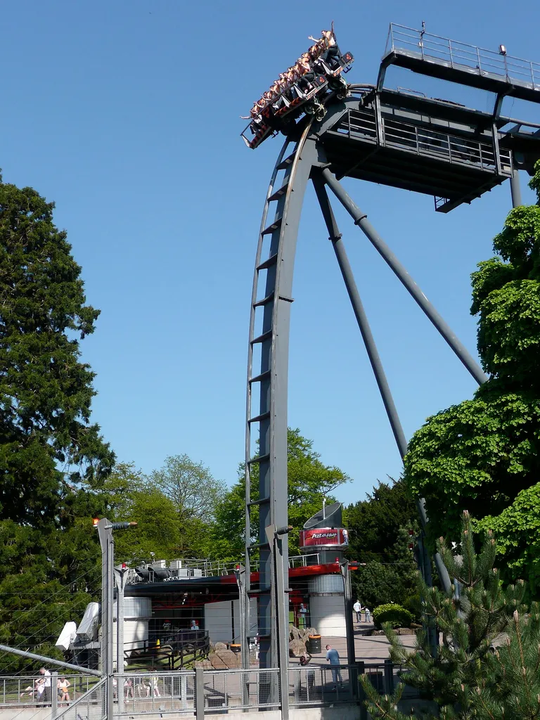 Photograph of the vertical drop section of Oblivion at Alton Towers